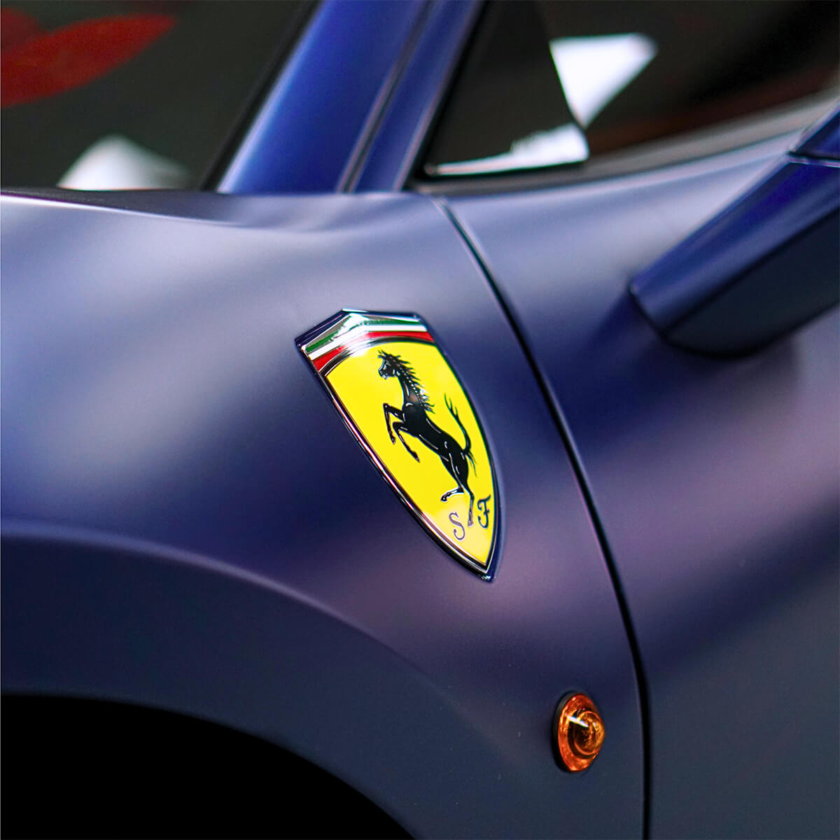 car-wrap-ferrari